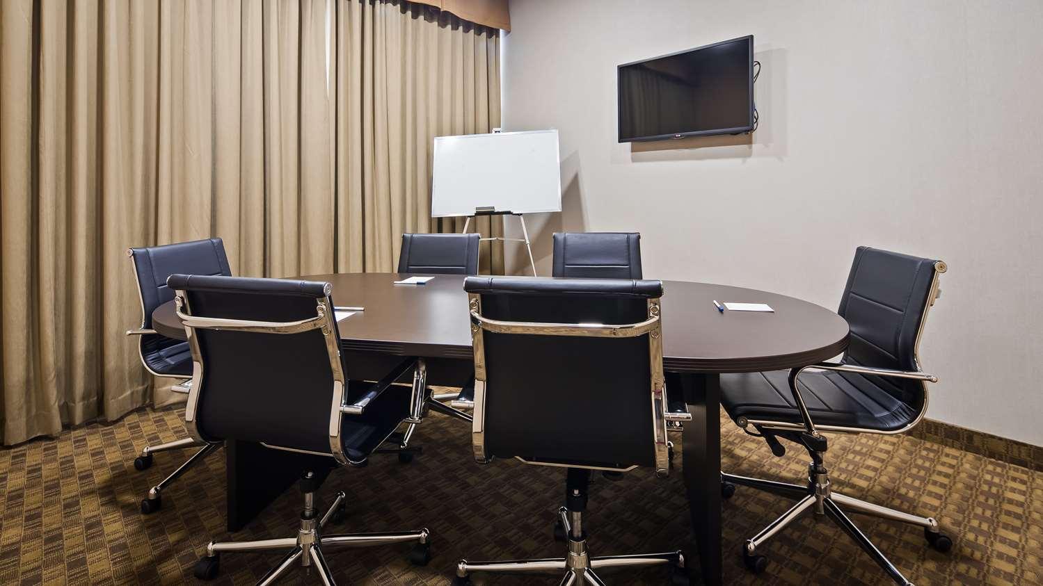 Best Western Plus Fergus Hotel Luaran gambar